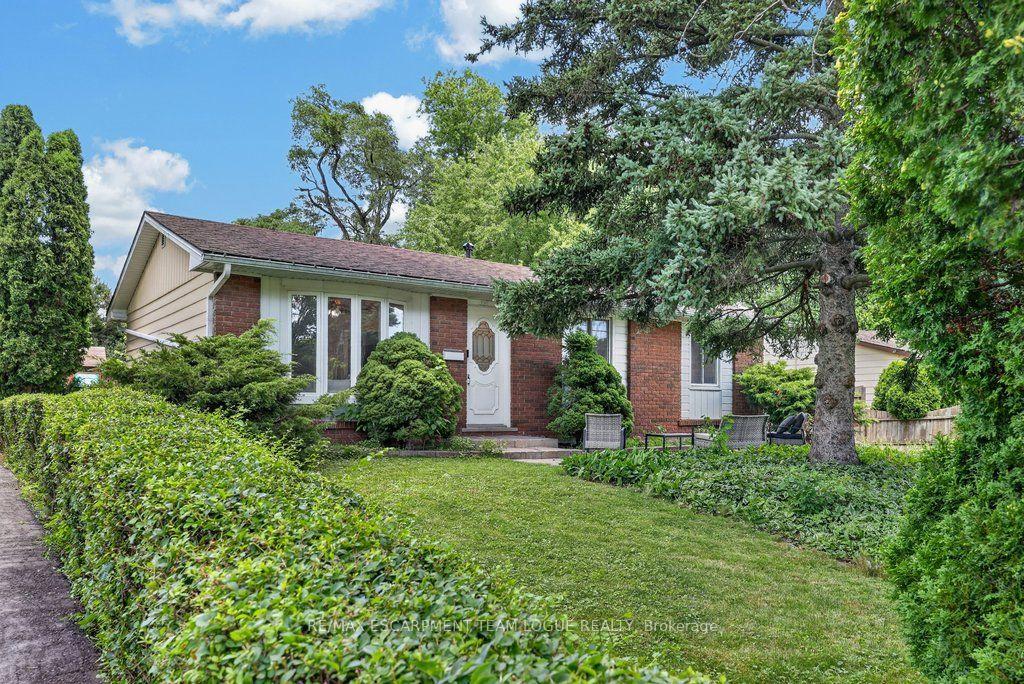 393-enfield-road-burlington-ontario-w13604236