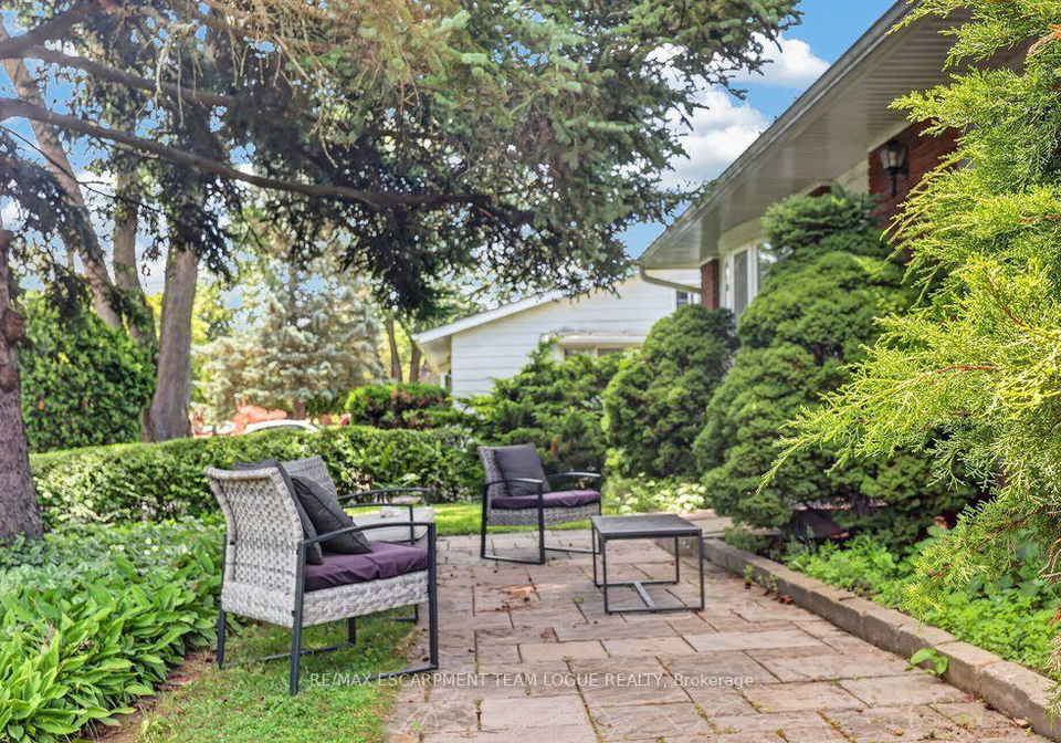 393-enfield-road-burlington-ontario-w13604236