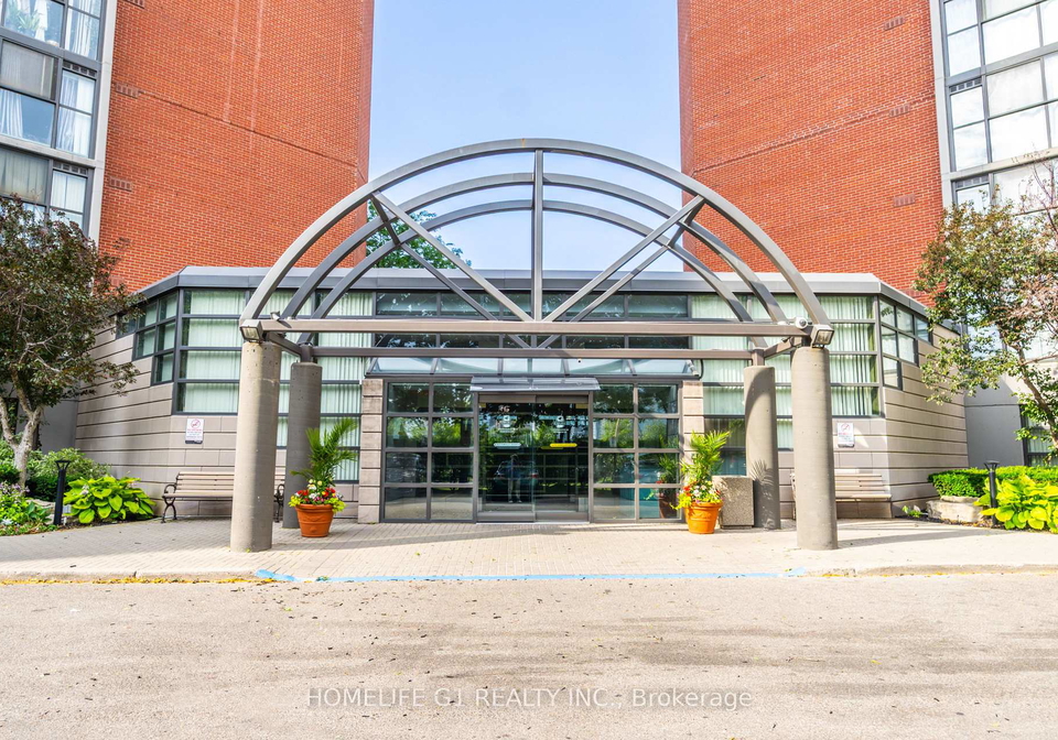 4185-shipp-drive-mississauga-ontario-w13604300