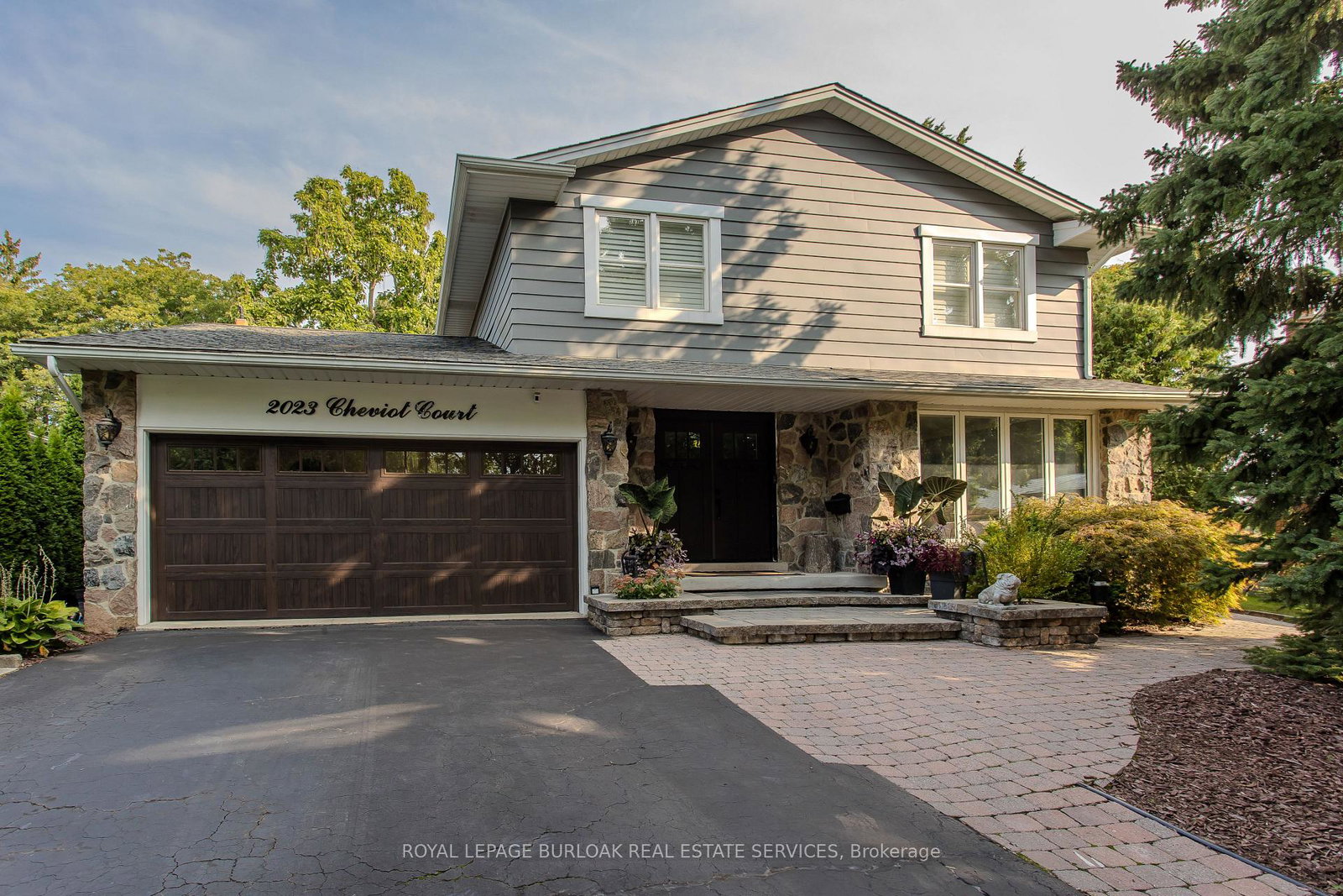 2023-cheviot-court-burlington-ontario-w13604334