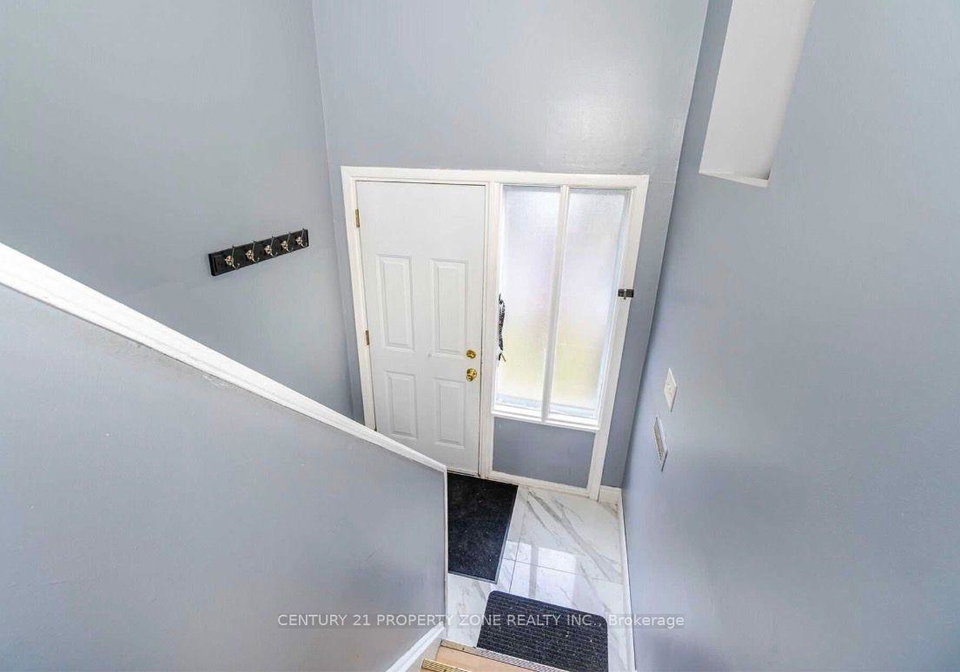 26-sandringham-court-brampton-ontario-w13604336