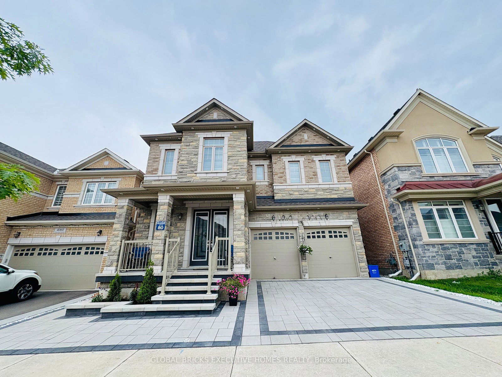 4056-channing-crescent-oakville-ontario-w13604370