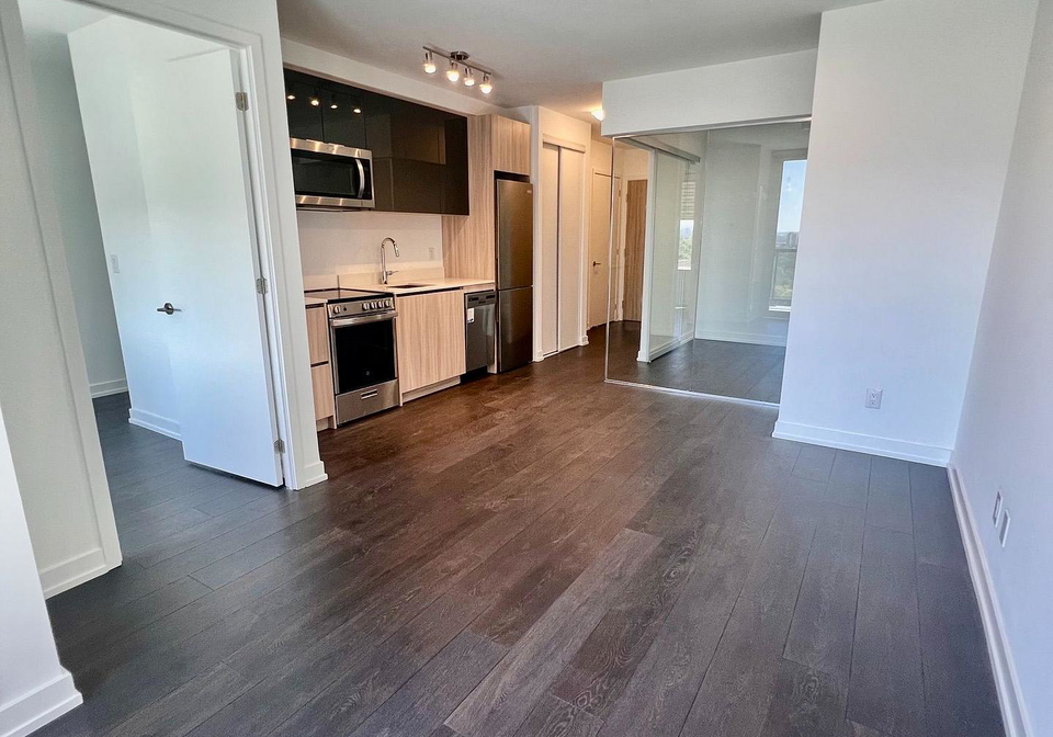 3100-keele-street-toronto-york-ontario-w13604436