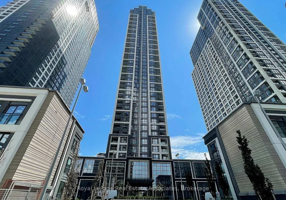 5-mabelle-avenue-toronto-etobicoke-ontario-w13604444