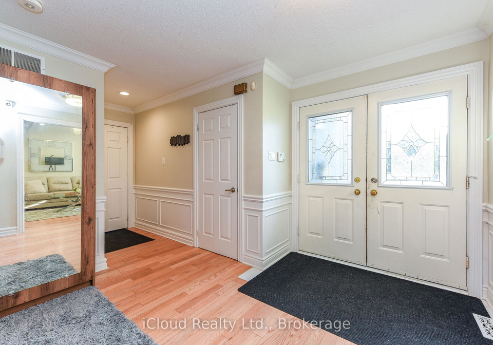 8-st-mark-place-brampton-ontario-w13604614