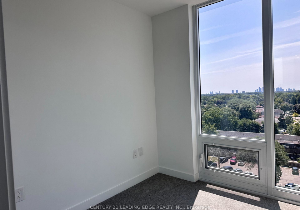 4010-eglinton-avenue-w-toronto-etobicoke-ontario-w13604740