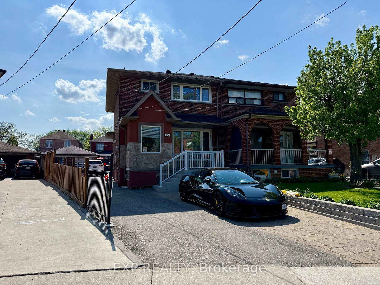 132-brookhaven-drive-toronto-north-york-ontario-w13604796