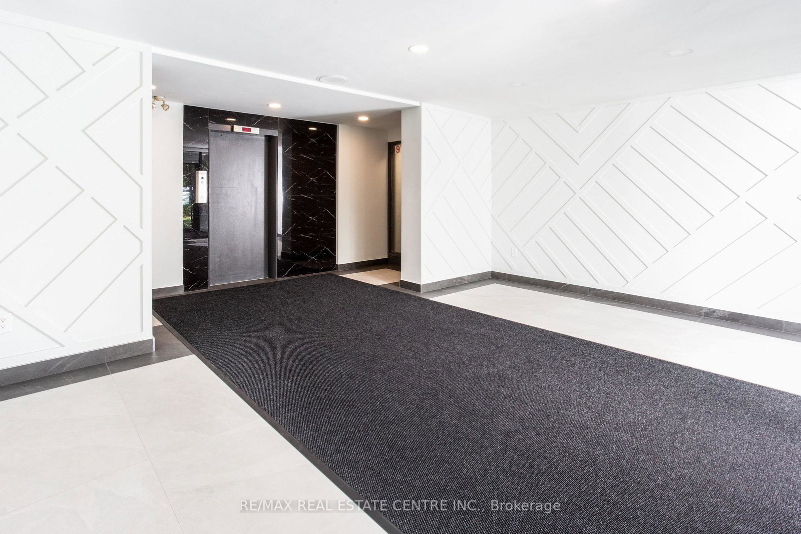 5-hill-heights-road-toronto-etobicoke-ontario-w13604916