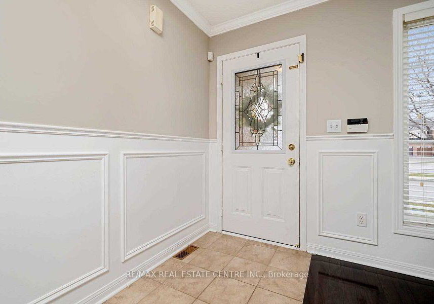 665-thompson-road-s-milton-ontario-w13605046