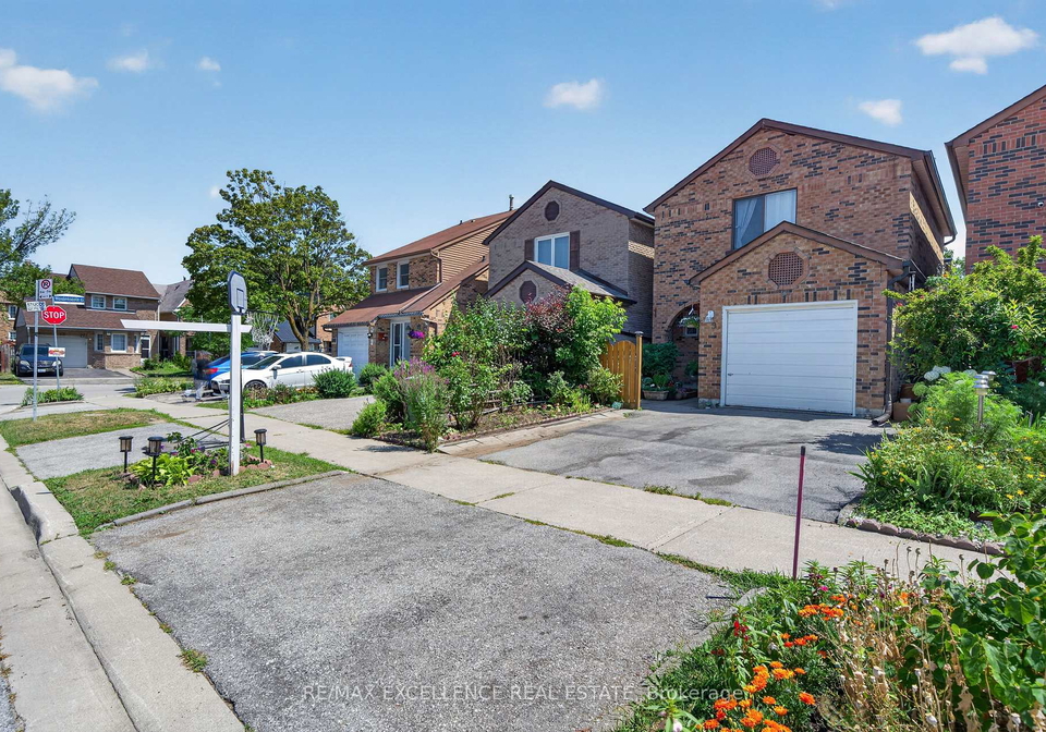 91-woolenscote-circle-toronto-etobicoke-ontario-w13605200