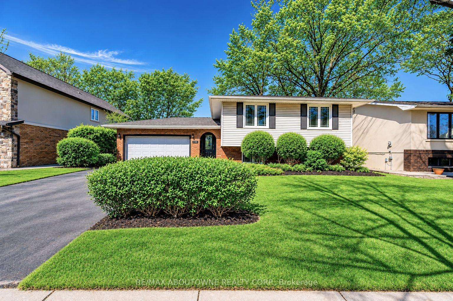 2165-dunedin-road-oakville-ontario-w13605228