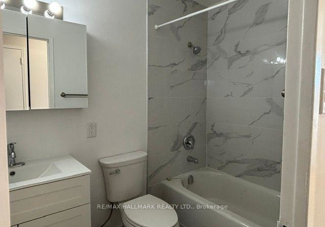 515-north-service-road-mississauga-ontario-w13605284
