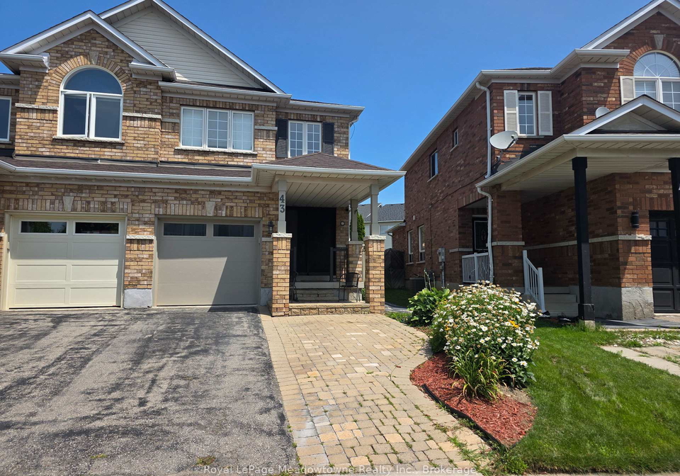 43-dills-crescent-milton-ontario-w13605462
