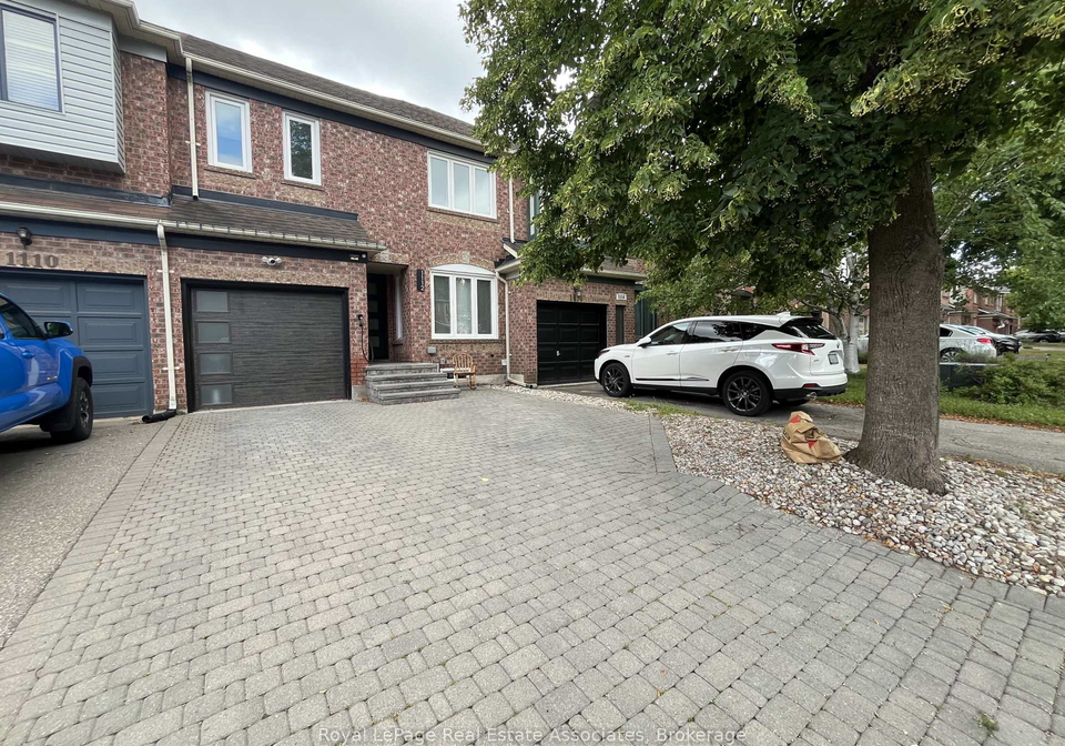 1112-gable-drive-oakville-ontario-w13605582