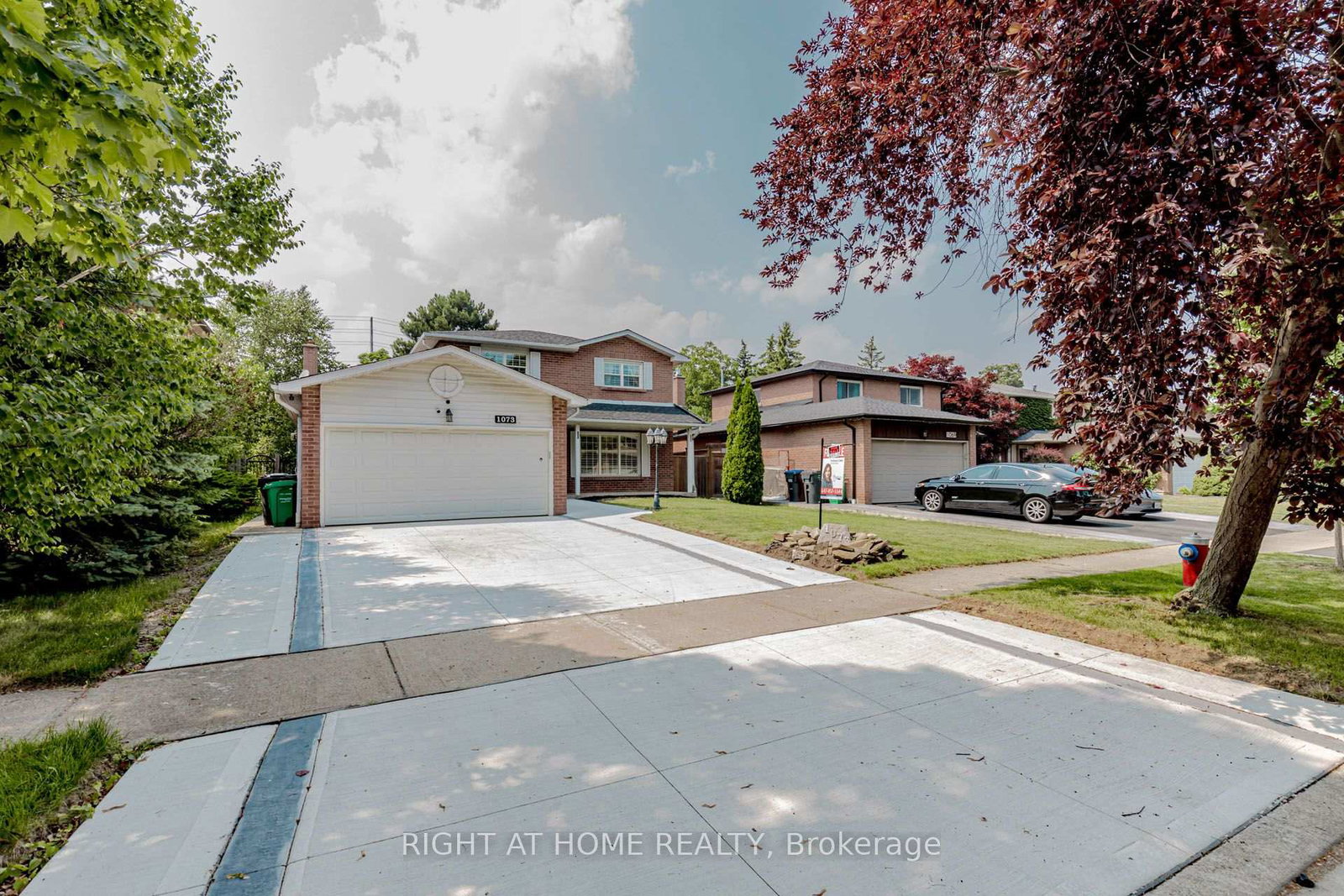 1073-mesa-crescent-mississauga-ontario-w13605668