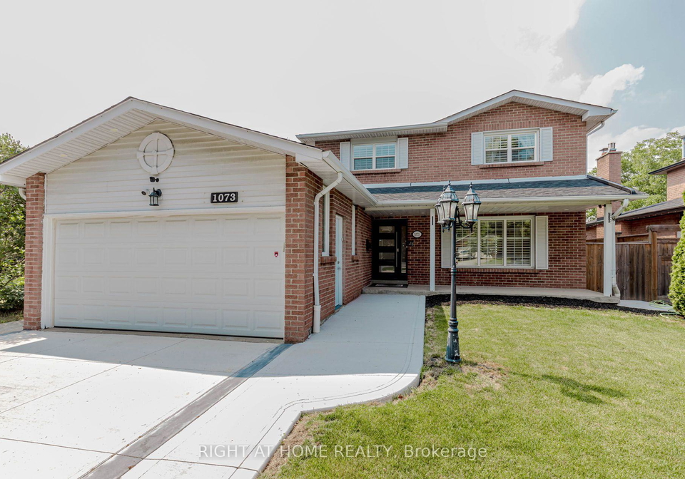1073-mesa-crescent-mississauga-ontario-w13605668