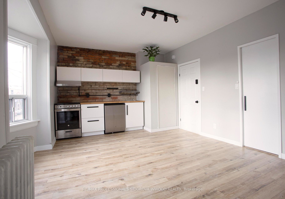 2088-dundas-street-w-toronto-toronto-ontario-w13605716