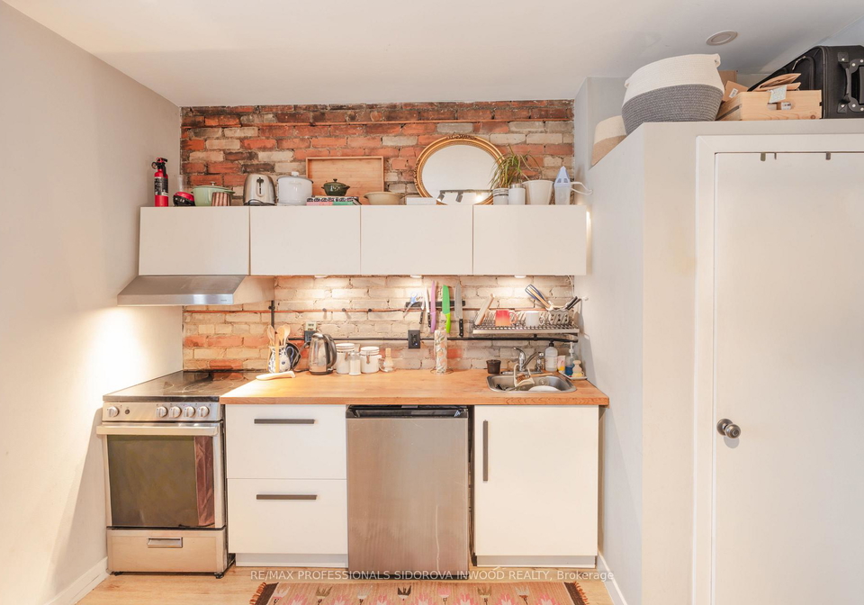 2088-dundas-street-w-toronto-toronto-ontario-w13605716
