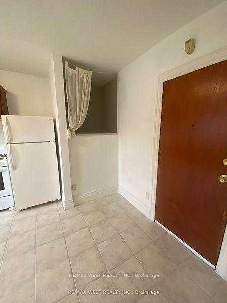 35-lansdowne-avenue-toronto-toronto-ontario-w13605876