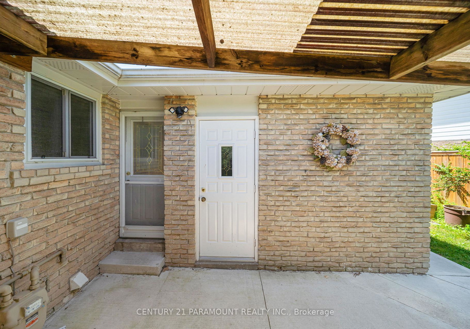 11-gondola-crescent-brampton-ontario-w13605950