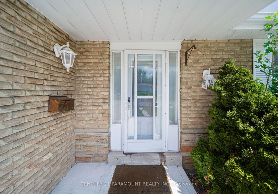 11-gondola-crescent-brampton-ontario-w13605950