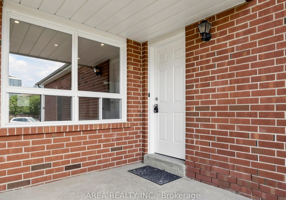 4749-empire-crescent-mississauga-ontario-w13605992