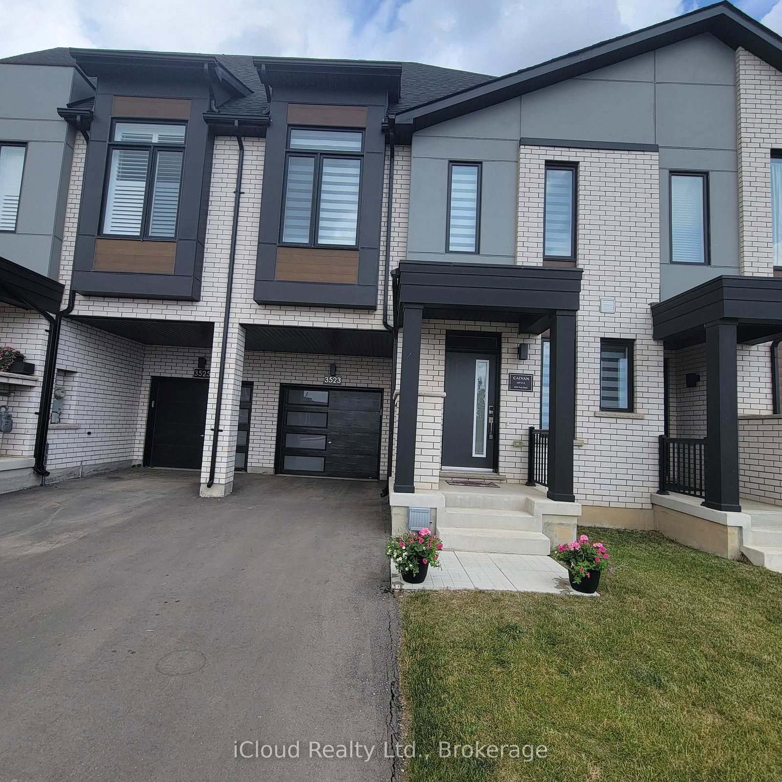 3523-post-road-oakville-ontario-w13606012