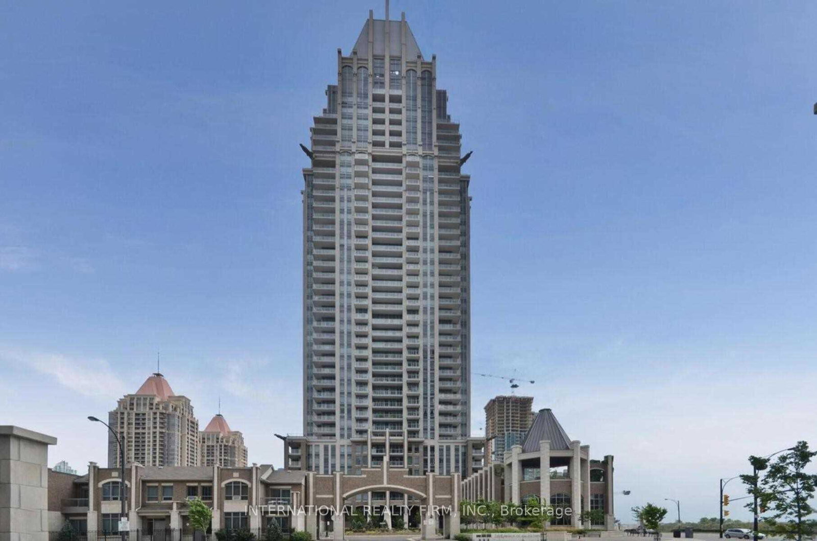 388-prince-of-wales-drive-mississauga-ontario-w13606380