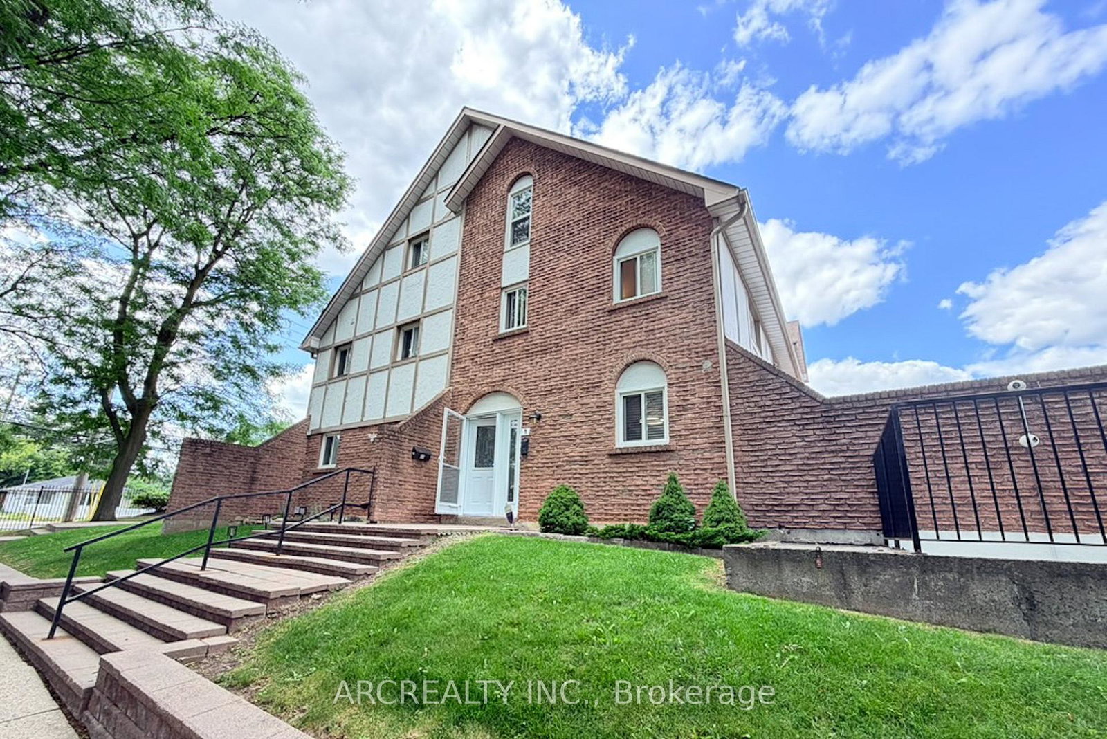 87-irwin-road-toronto-etobicoke-ontario-w13606542