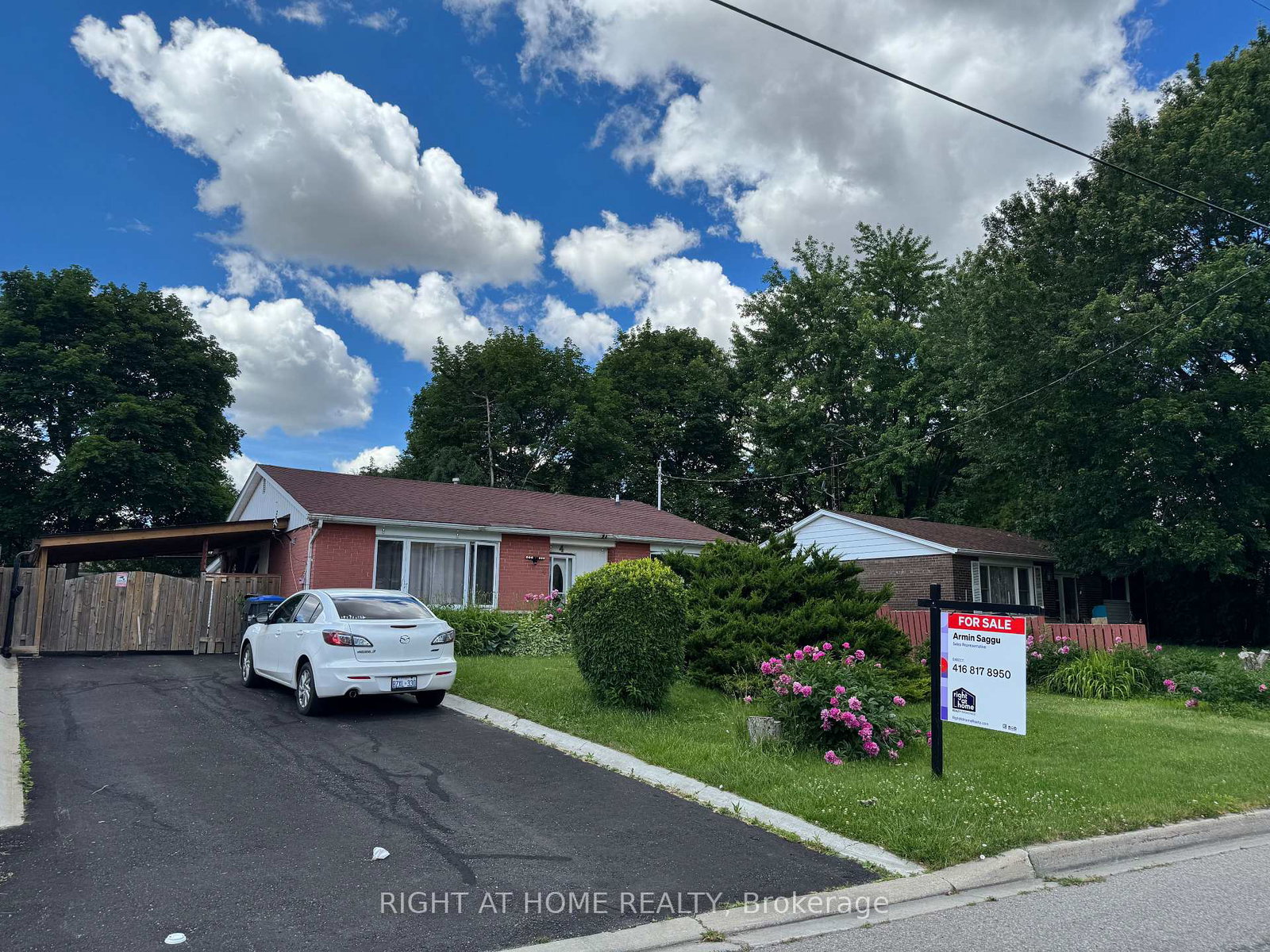 4-leslie-street-brampton-ontario-w13606604