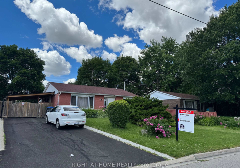 4-leslie-street-brampton-ontario-w13606604