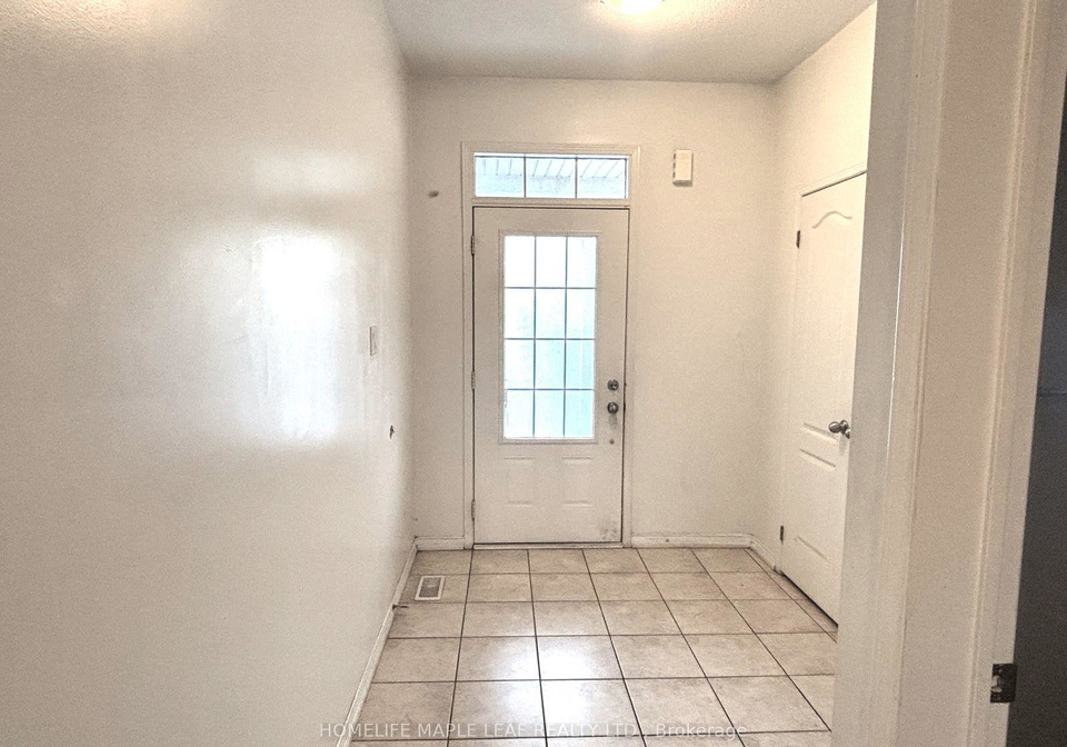 39-sussexdale-drive-brampton-ontario-w13606624