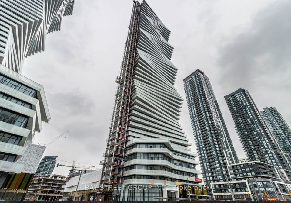 3900-confederation-parkway-mississauga-ontario-w13606728