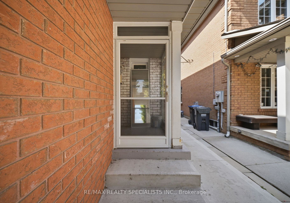 45-clover-bloom-road-brampton-ontario-w13606832