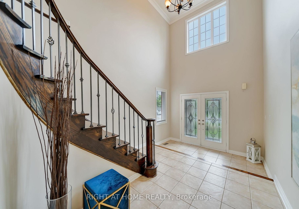 1030-lonsdale-lane-oakville-ontario-w13607462