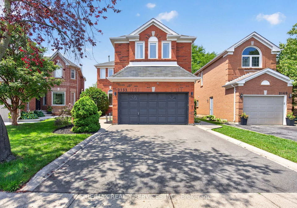 2153-oak-bliss-crescent-oakville-ontario-w13607592