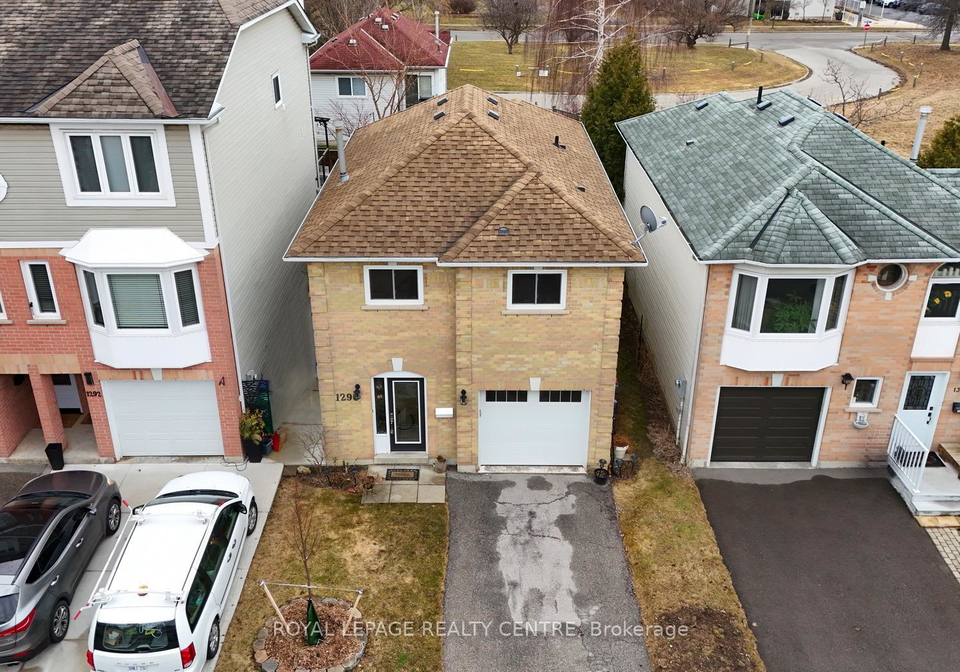 1296-woodhill-court-mississauga-ontario-w13607630