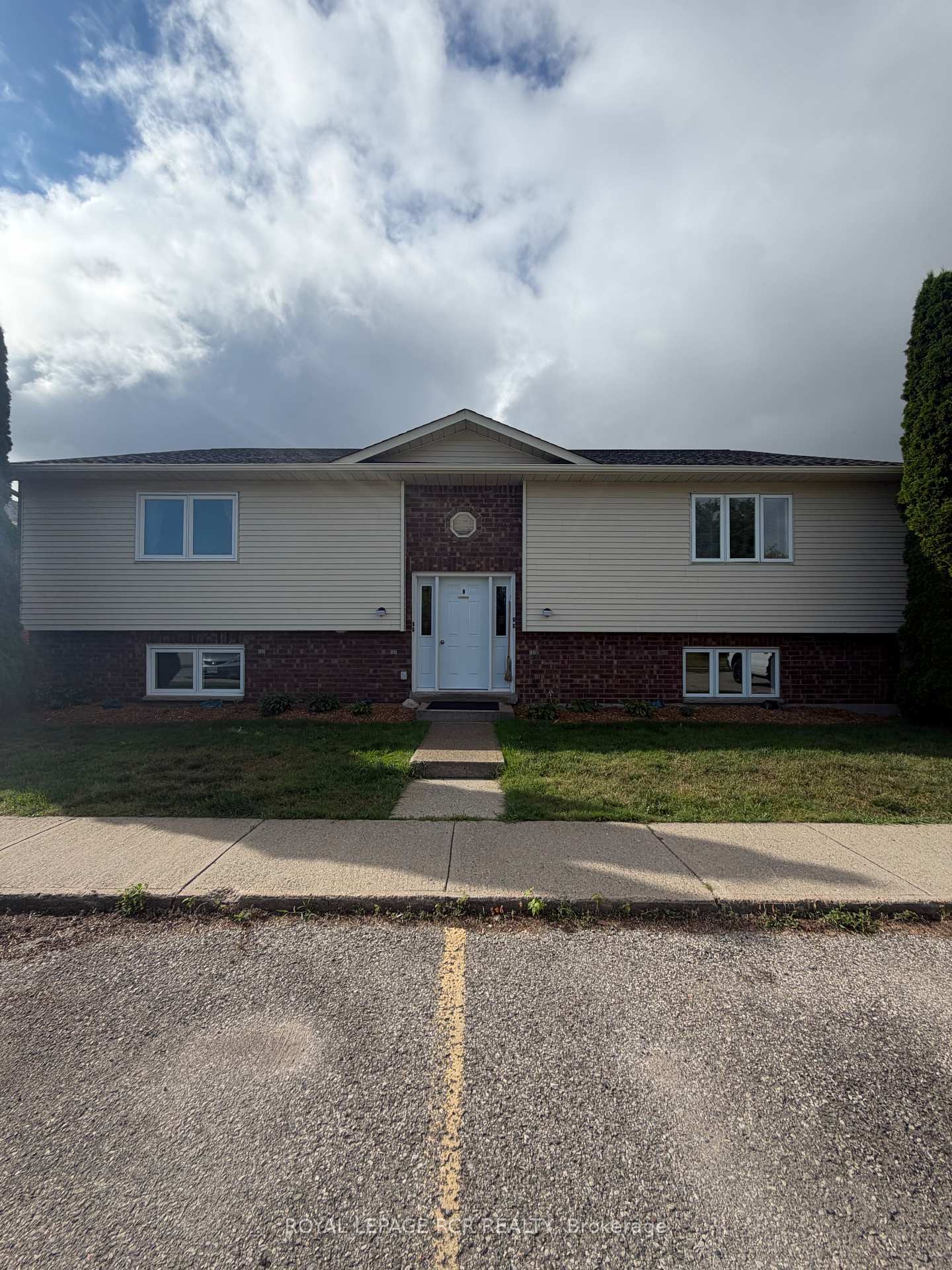 50-third-street-orangeville-ontario-w13607672