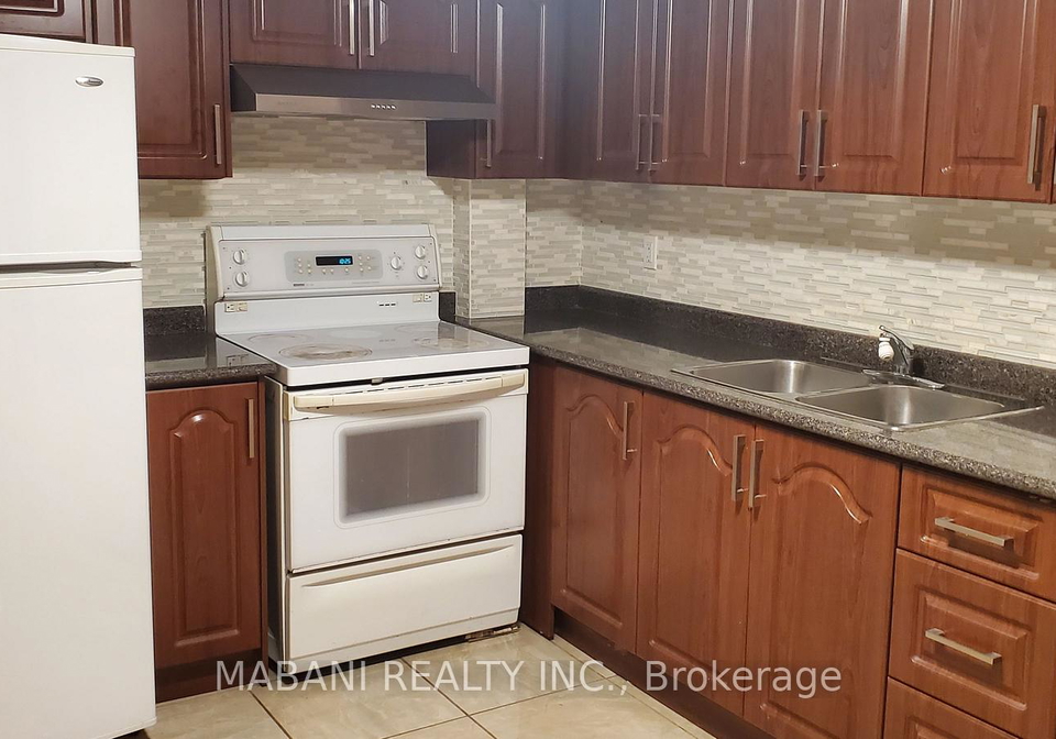 7270-terragar-boulevard-mississauga-ontario-w13607692