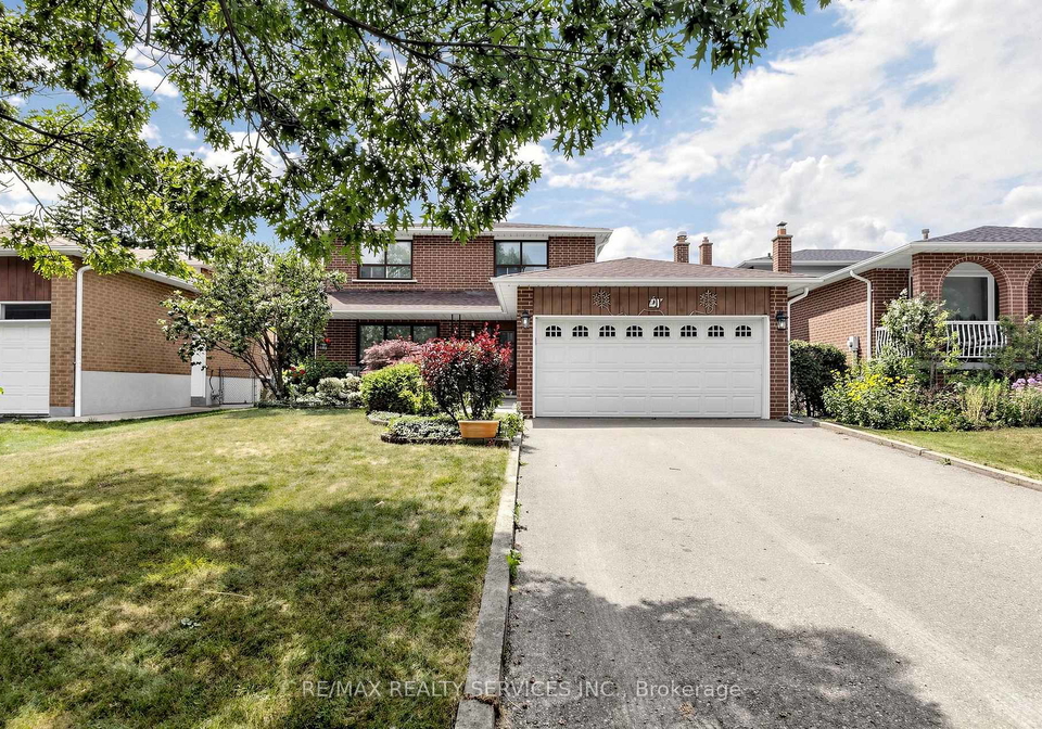 25-malcolm-crescent-brampton-ontario-w13607736