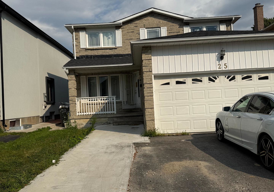 25-clydesdale-circle-brampton-ontario-w13607880