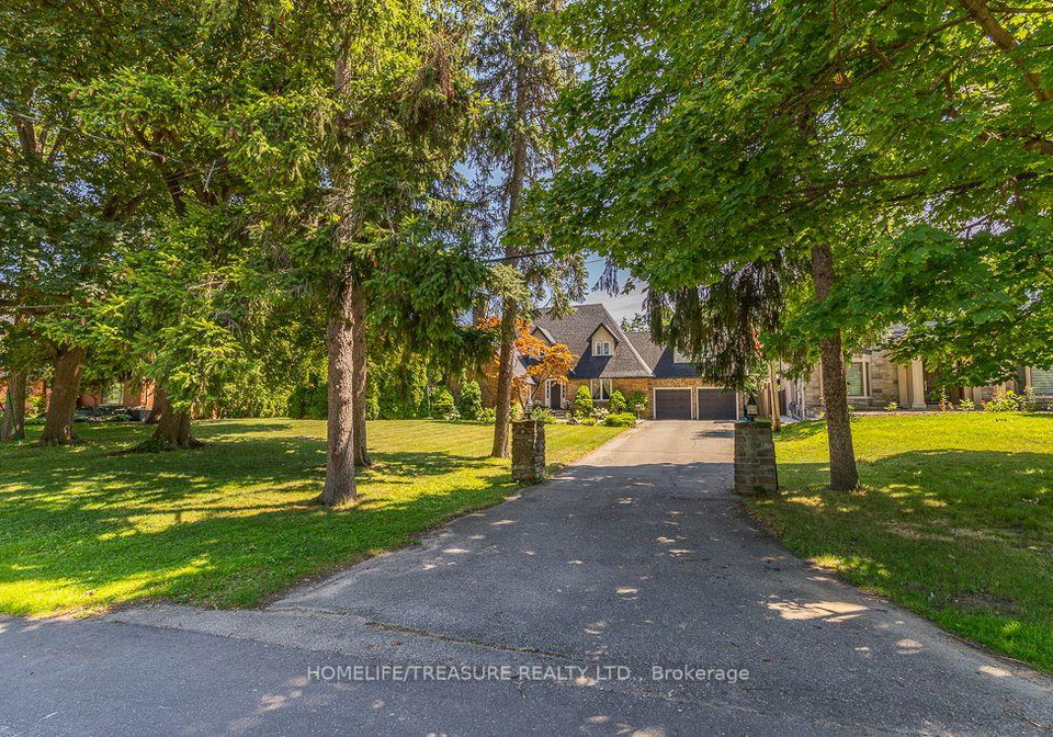 39-yorkleigh-avenue-toronto-etobicoke-ontario-w13607952