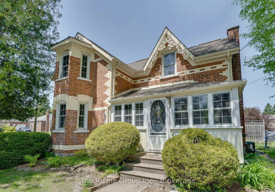 15-emma-street-caledon-ontario-w13608084