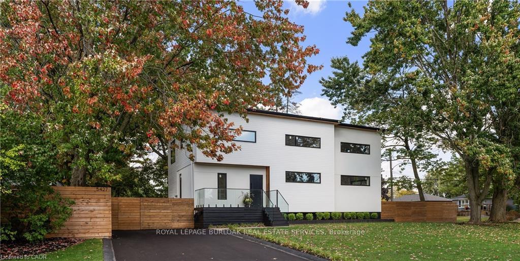 5427-anthony-place-burlington-ontario-w13608096