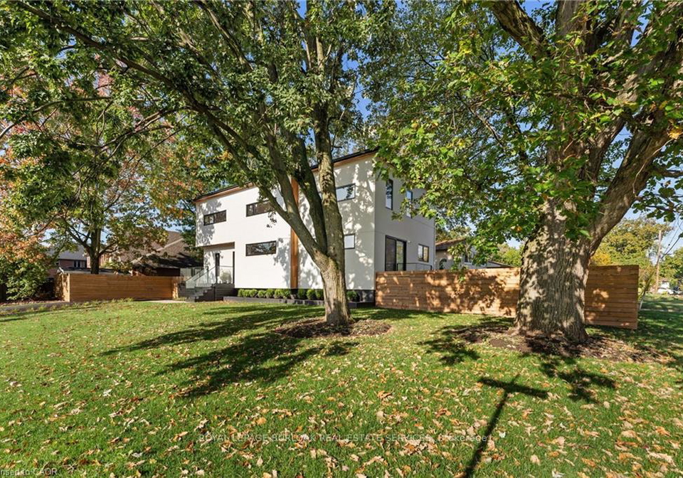 5427-anthony-place-burlington-ontario-w13608096