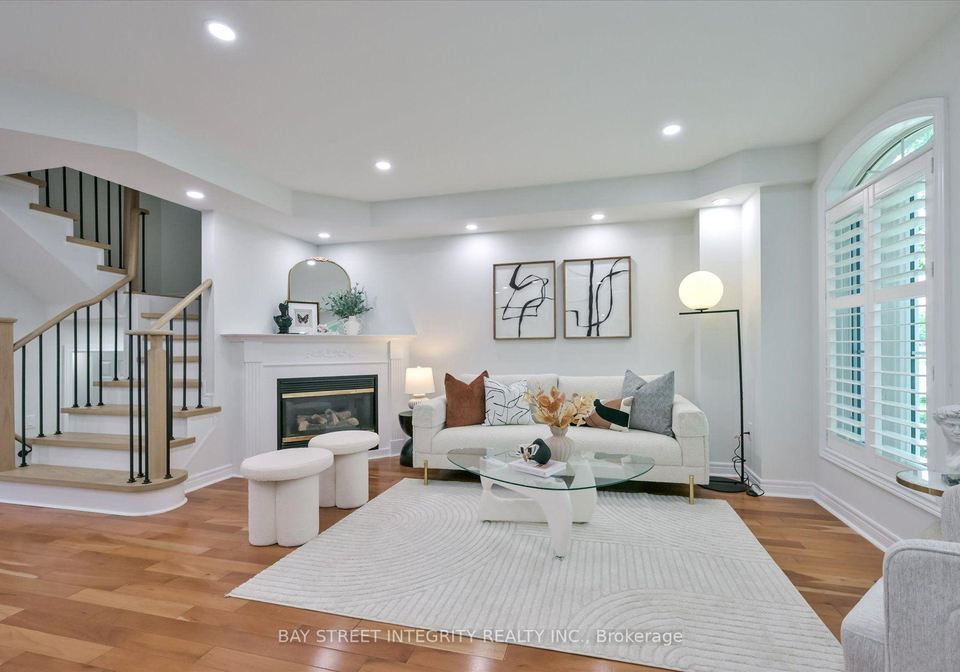 208-georgian-drive-oakville-ontario-w13608206