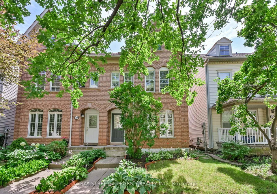 208-georgian-drive-oakville-ontario-w13608206