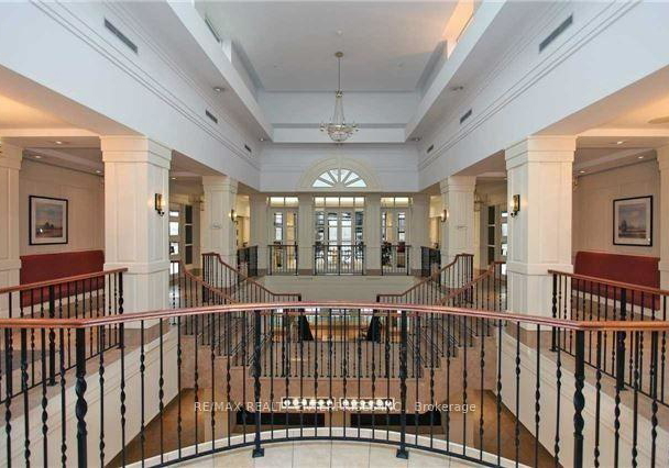 700-humberwood-boulevard-toronto-etobicoke-ontario-w13608498