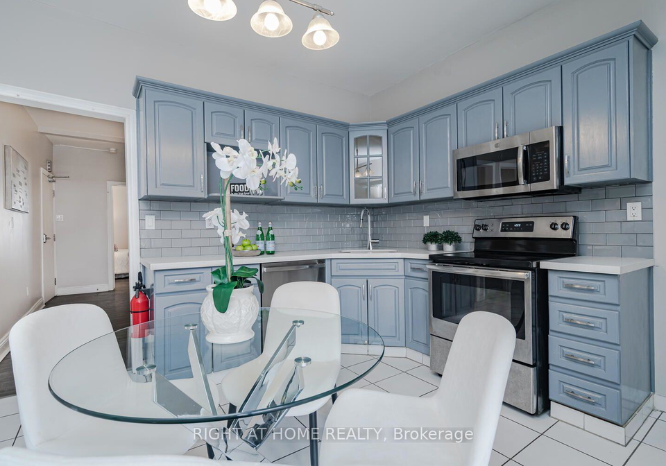 131davenport-road-toronto-toronto-ontario-w13608566