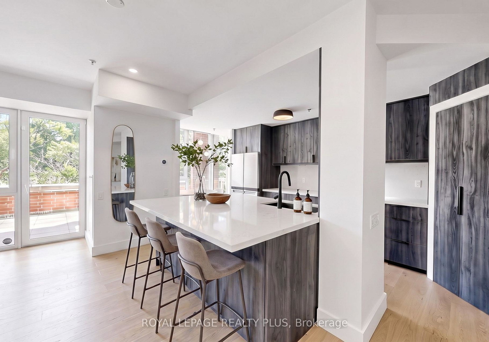 60-old-mill-road-oakville-ontario-w13608760